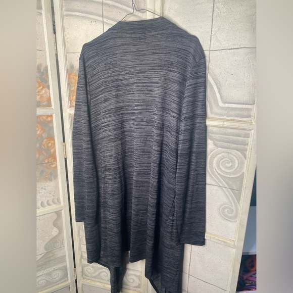 Allison Brittany Gray Heather Open Front Cardigan Long Sleeve open hole detail - Picture 2 of 6